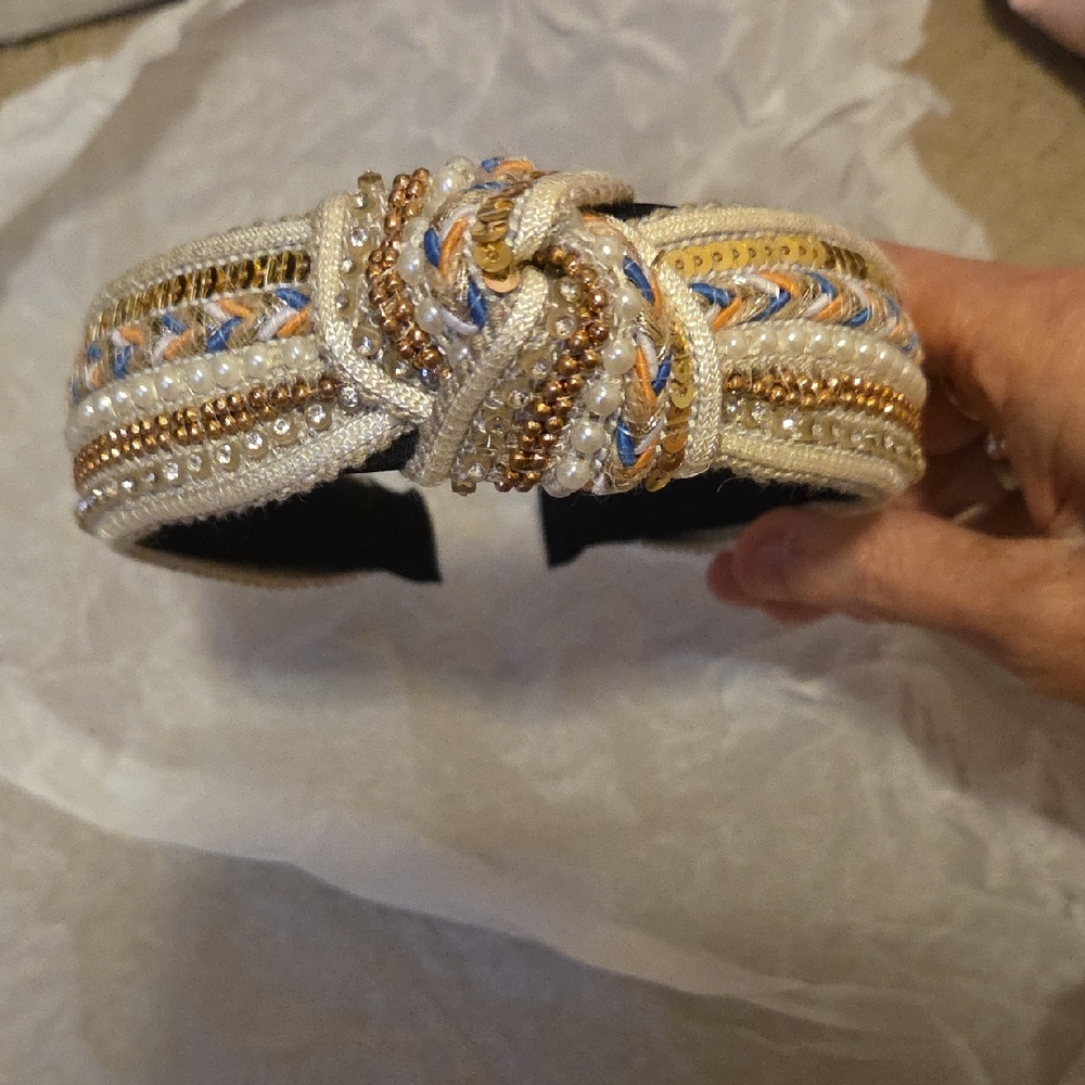 Embellished Knotted Headband in Cream and Gold
